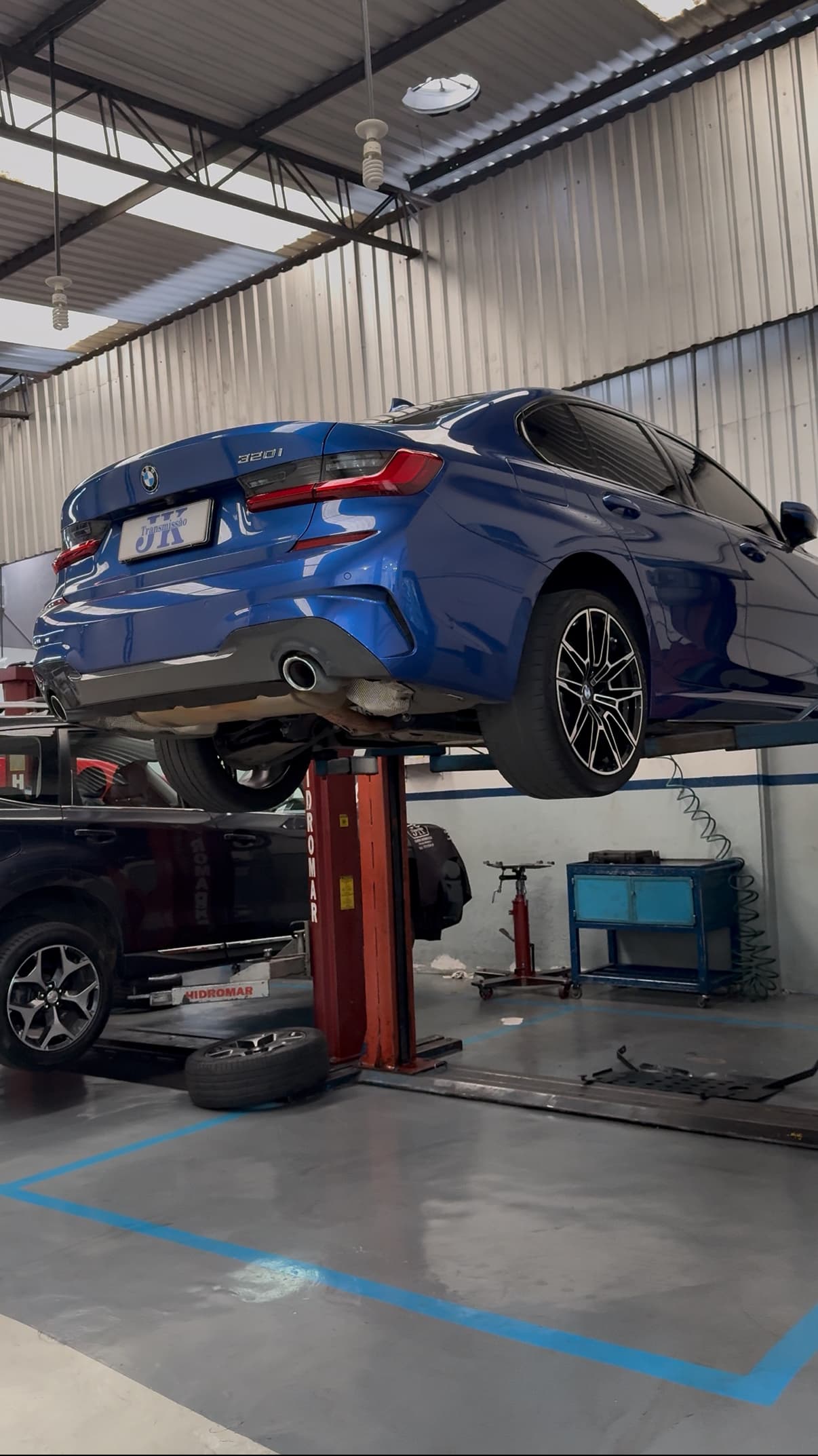 Troca de óleo do câmbio automático BMW na JK Transmissão